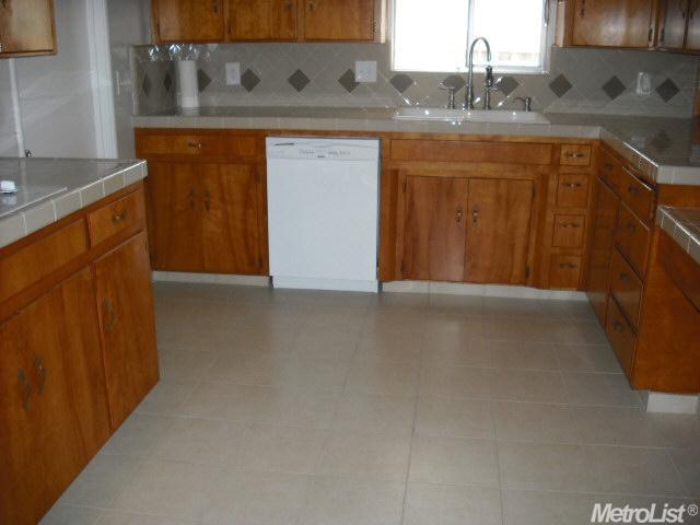 2201 Thomas St, Ceres, CA 95307 photo 11