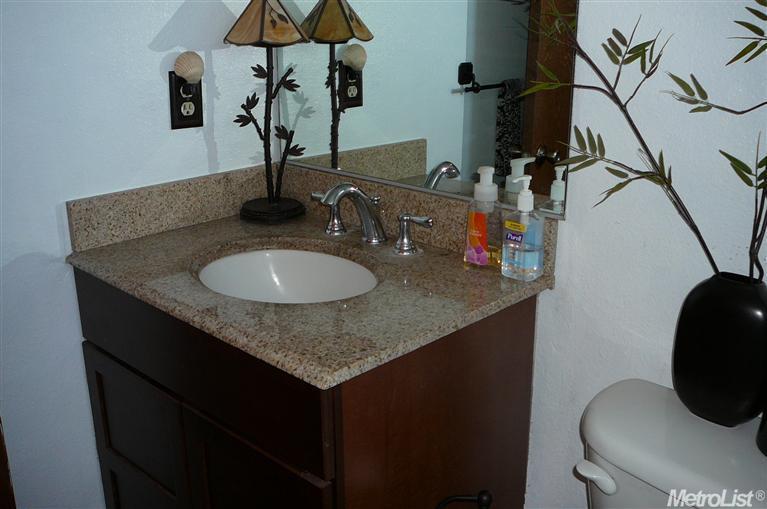 638 Manor Ln, Manteca, CA 95336 photo 9