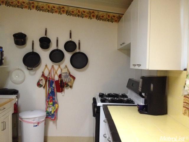 925 Marin St, Manteca, CA 95336 photo 2