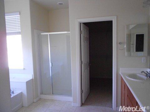 331 Rosebriar Pl, Lathrop, CA 95330 photo 12