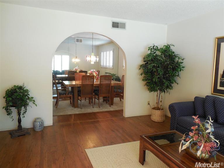 1243 Gary Way, Carmichael, CA 95608 photo 3