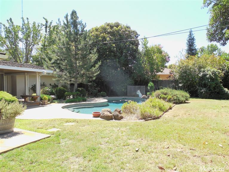 1243 Gary Way, Carmichael, CA 95608 photo 9