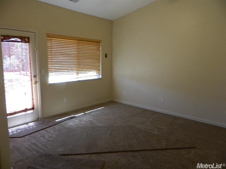 1038 Meadowbrook Dr, Manteca, CA 95336 photo 10