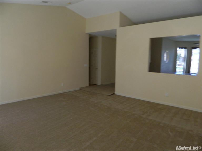 1038 Meadowbrook Dr, Manteca, CA 95336 photo 7