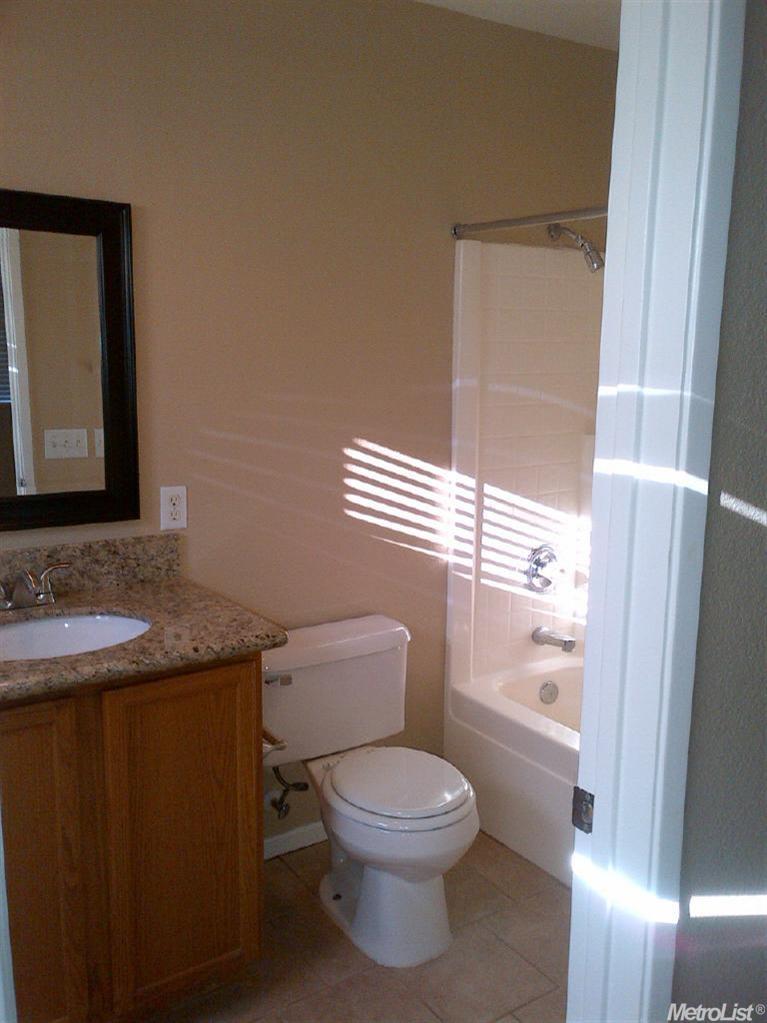 10866 Wethersfield Dr, Mather, CA 95655 photo 9