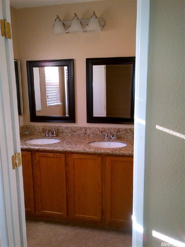 10866 Wethersfield Dr, Mather, CA 95655 photo 8