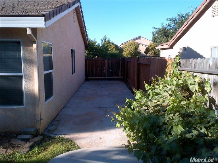 10866 Wethersfield Dr, Mather, CA 95655 photo 17