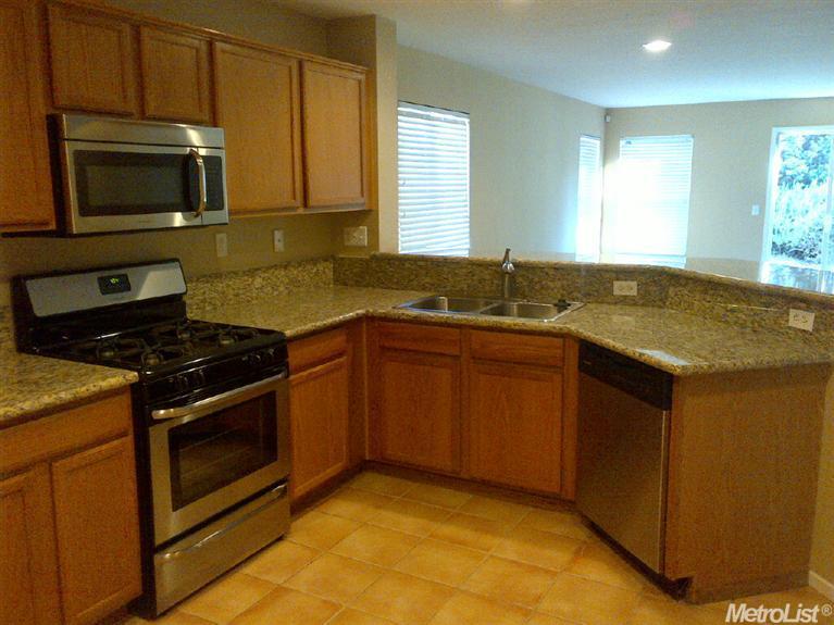 10866 Wethersfield Dr, Mather, CA 95655 photo 5