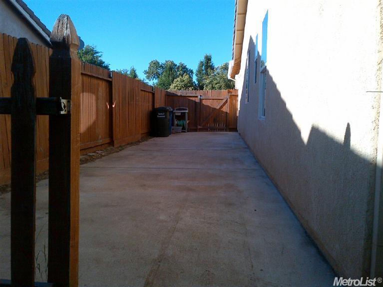 10866 Wethersfield Dr, Mather, CA 95655 photo 21