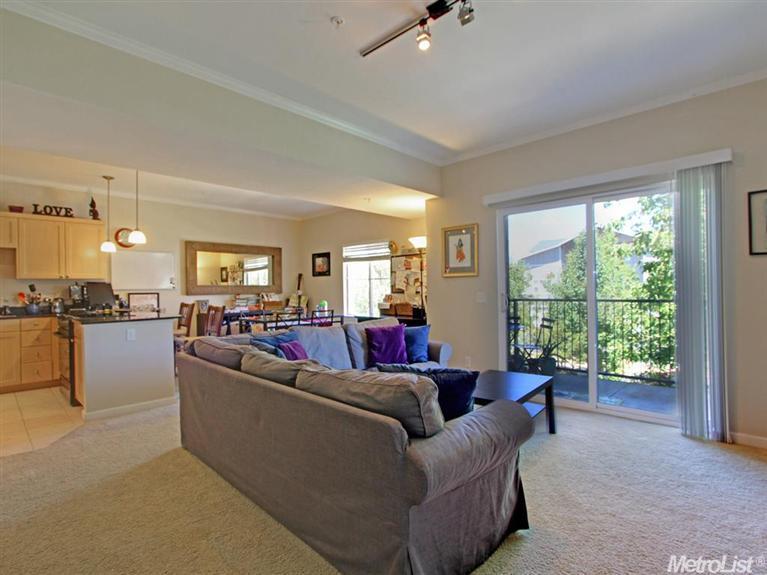 1818 Moore Blvd #218, Davis, CA 95618 photo 2