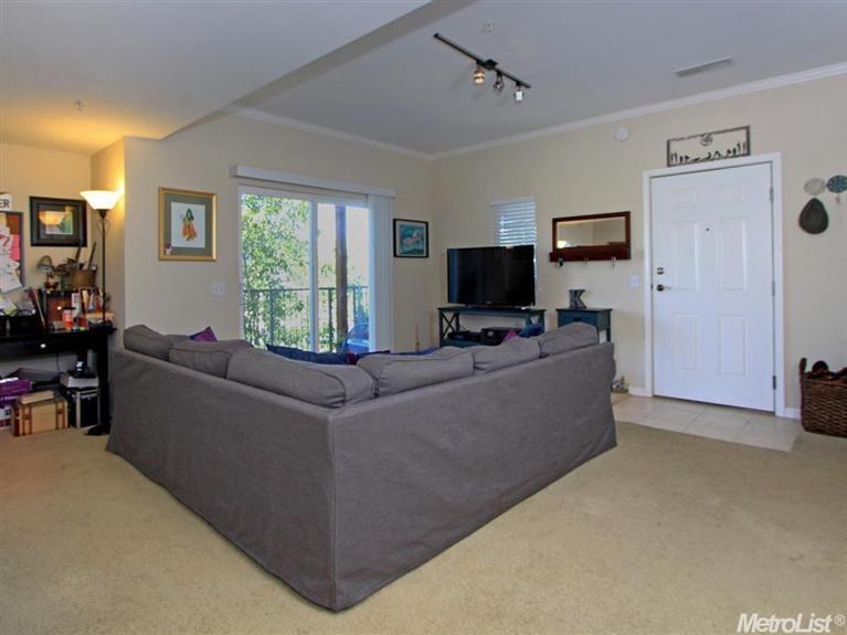 1818 Moore Blvd #218, Davis, CA 95618 photo 3