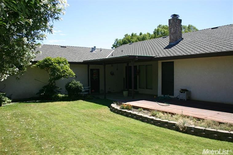 1012 Riesling Dr, Modesto, CA 95351 photo 4