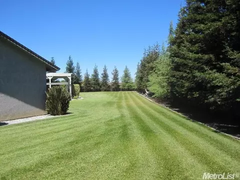28065 S Traina Ct, Tracy, CA 95304 photo 17