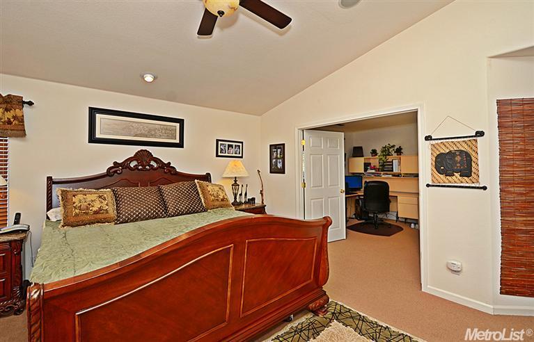 2044 Thelma Loop, Tracy, CA 95377 photo 14