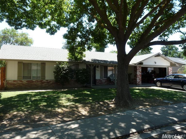 2800 Sapphire, Modesto, CA 95355 photo 1