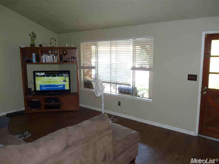 2800 Sapphire, Modesto, CA 95355 photo 3