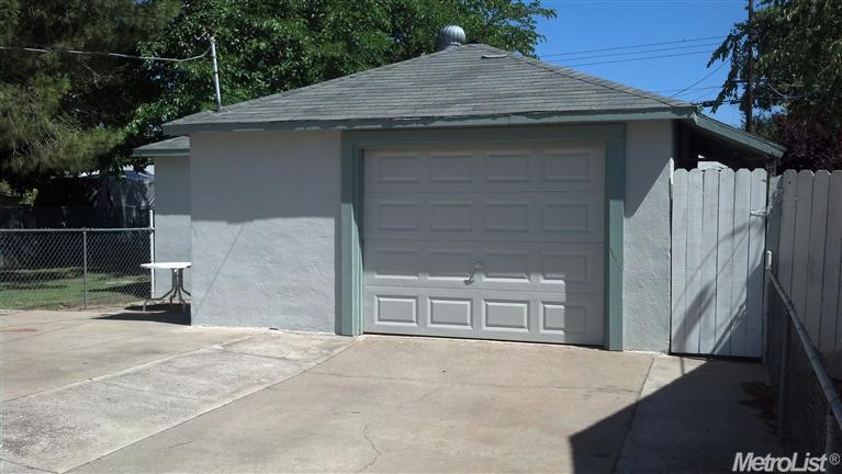 9425 Pershing Ave, Orangevale, CA 95662 photo 13