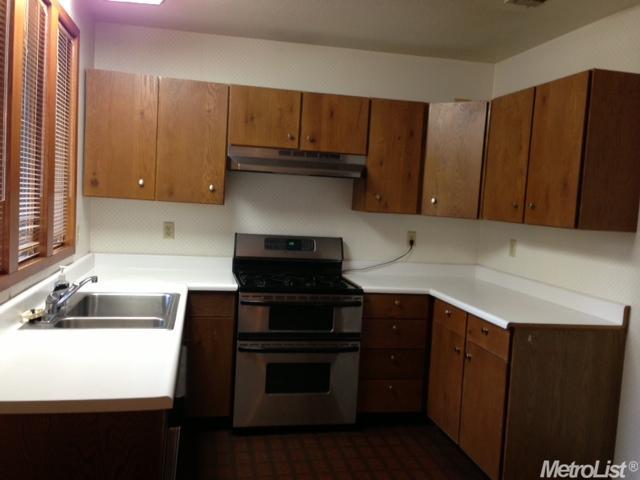 2433 Garfield Ave, Carmichael, CA 95608 photo 8