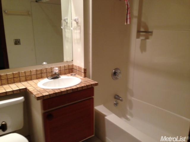 2433 Garfield Ave, Carmichael, CA 95608 photo 10