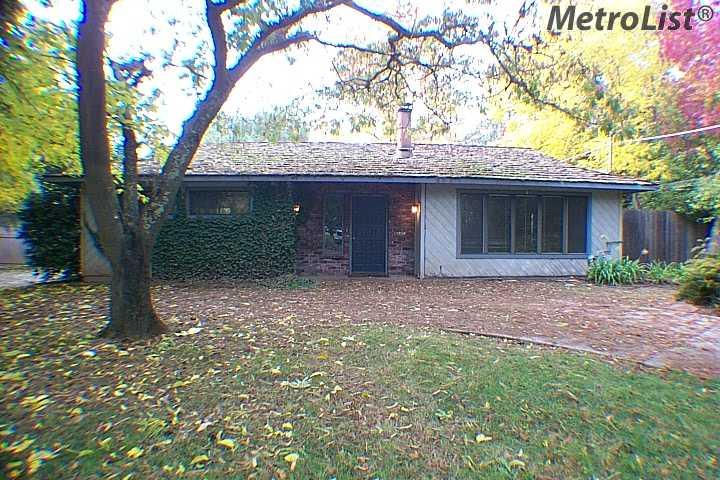 2433 Garfield Ave, Carmichael, CA 95608 photo 2
