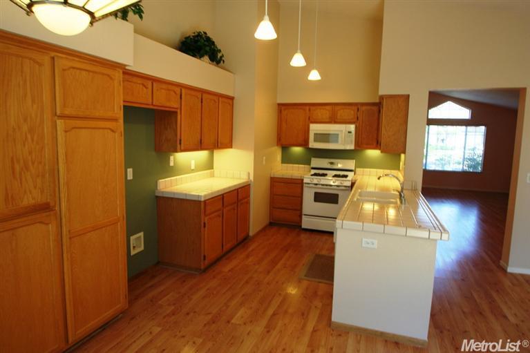 4224 Singing Tree Way, Antelope, CA 95843 photo 11