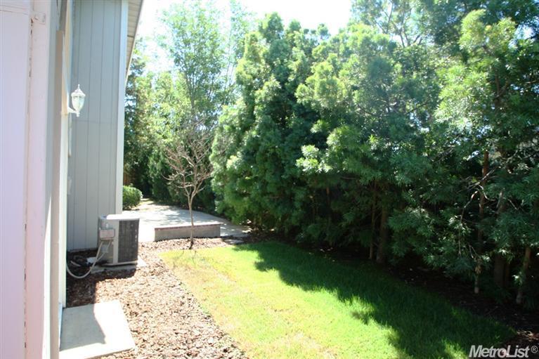 4224 Singing Tree Way, Antelope, CA 95843 photo 17