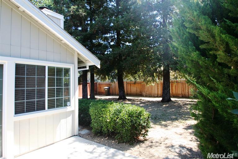 4224 Singing Tree Way, Antelope, CA 95843 photo 19