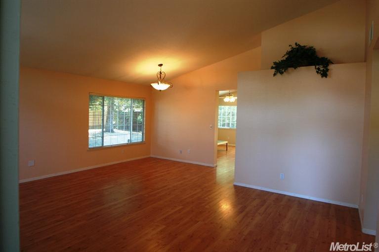 4224 Singing Tree Way, Antelope, CA 95843 photo 5