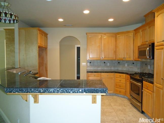 1124 River Pointe Dr, Lodi, CA 95240 photo 5
