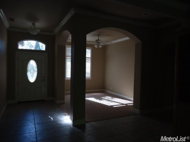 1124 River Pointe Dr, Lodi, CA 95240 photo 13
