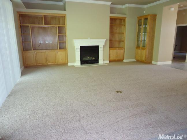 1124 River Pointe Dr, Lodi, CA 95240 photo 3