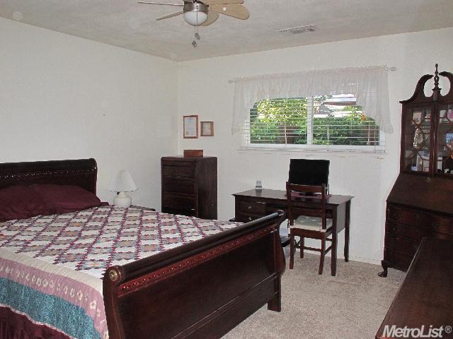 615 Hermosa Pl, Davis, CA 95616 photo 5