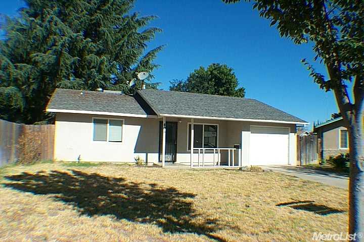 405 Shannon Dr, Modesto, CA 95354 photo 1
