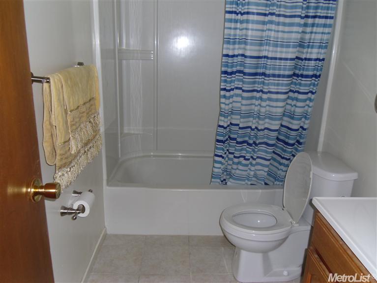 933 Acacia, Davis, CA 95616 photo 5