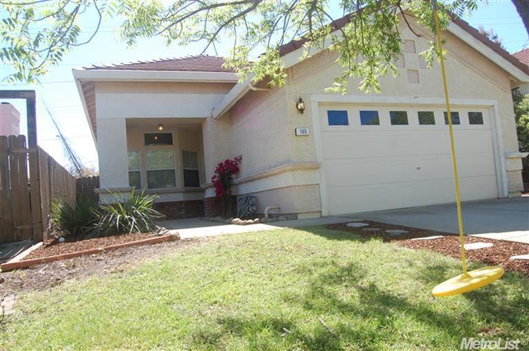 103 Grantham Ct, Folsom, CA 95630 photo 2