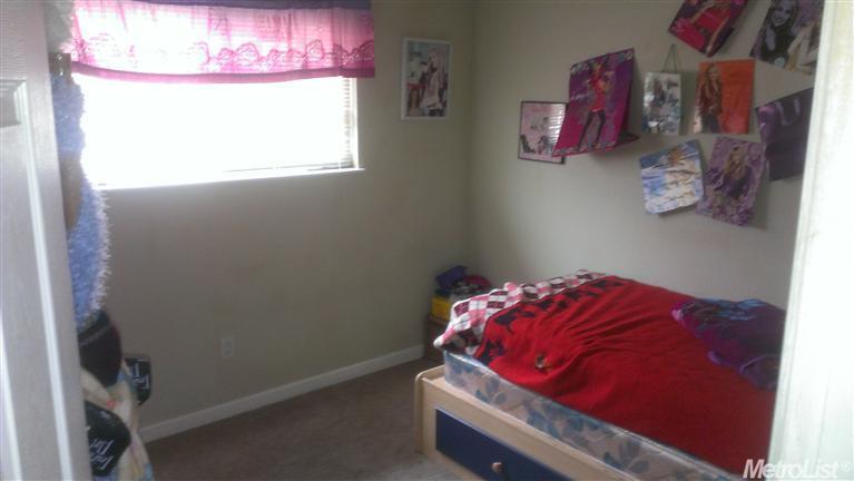 1317 Steele Ave, Modesto, CA 95351 photo 9
