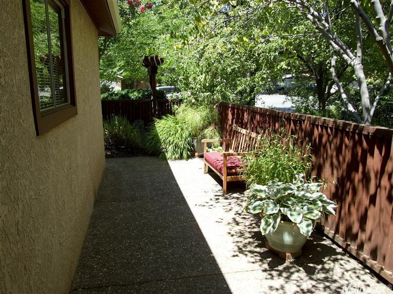 1724 Albion Pl, Davis, CA 95618 photo 12