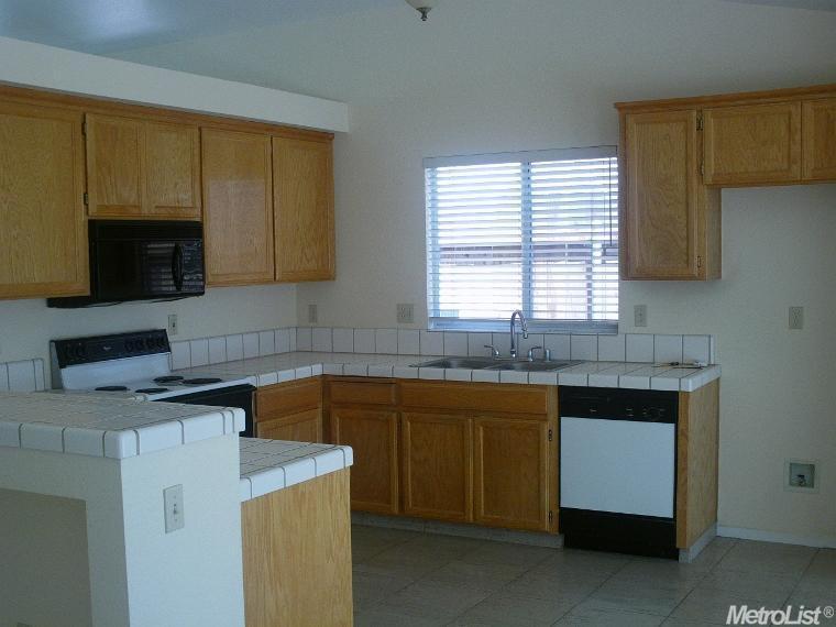 366 Vasche Ave, Turlock, CA 95382 photo 5