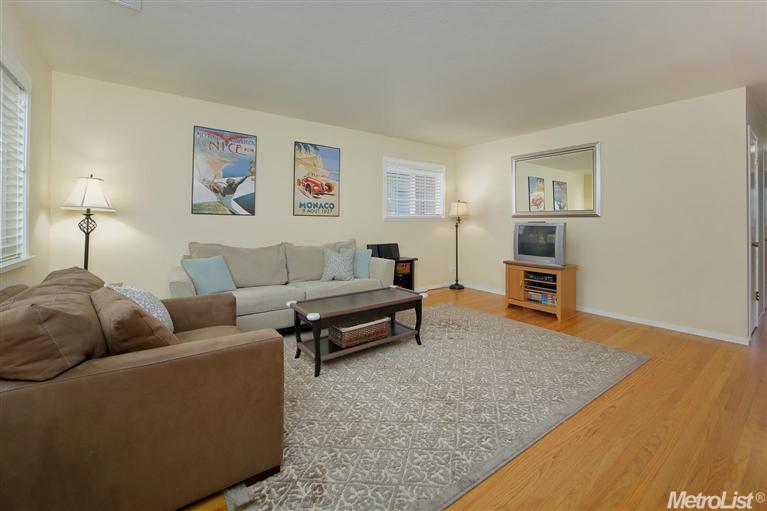 1805 Chapman Pl, Davis, CA 95618 photo 3