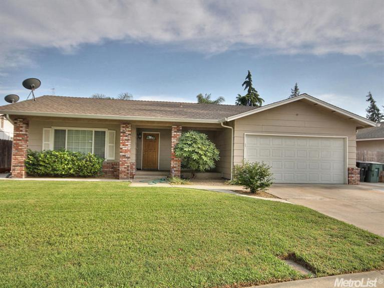 3012 Nightingale, Modesto, CA 95356 photo 1