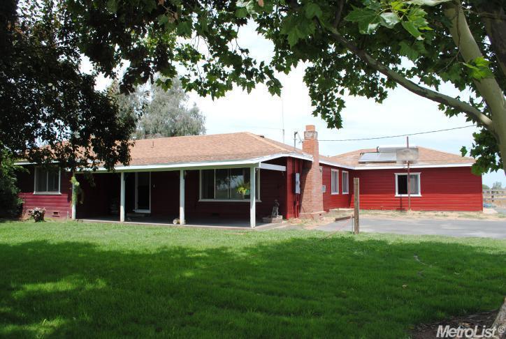 15123 E Collier Rd, Acampo, CA 95220 photo 1