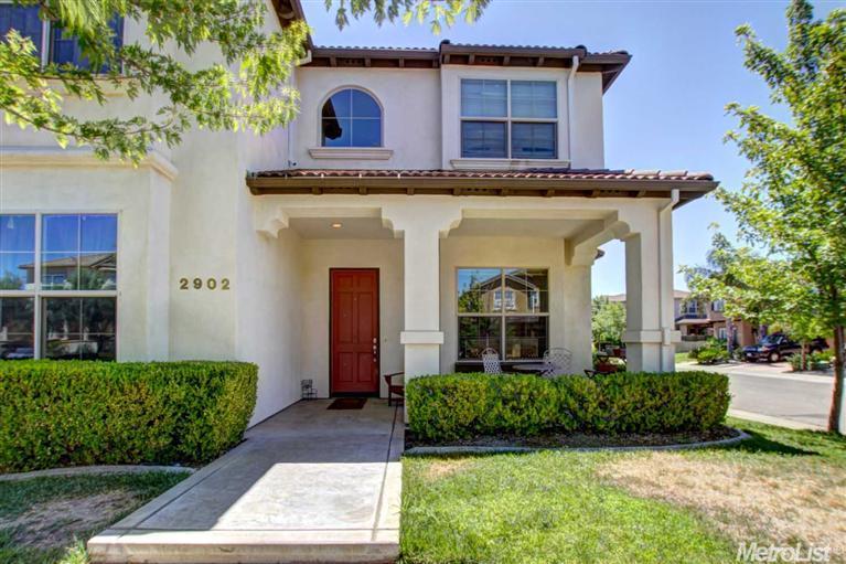 2902 Rockwell Ct, Davis, CA 95618 photo 2