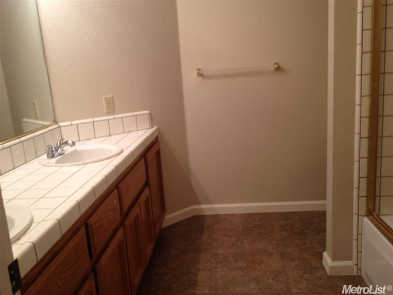 8144 Chimango Ct, Antelope, CA 95843 photo 8