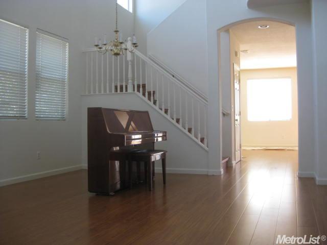2364 Caravaggio Dr, Davis, CA 95618 photo 2
