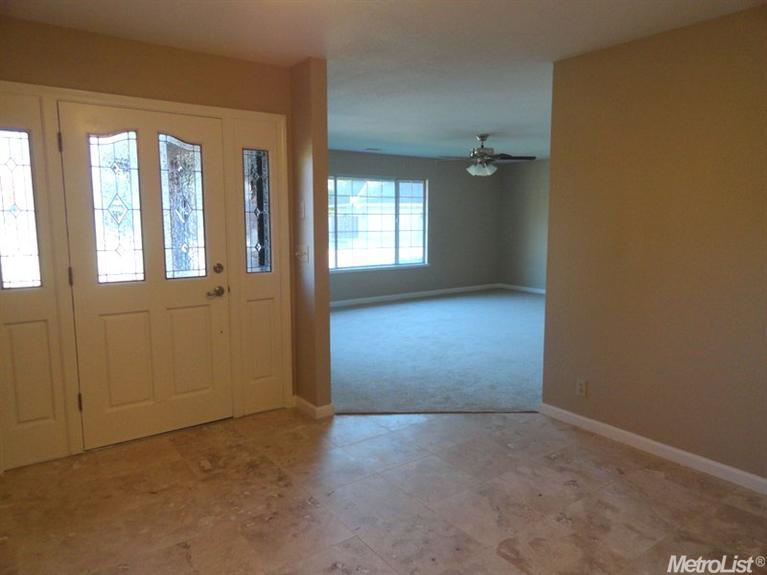 2375 Saint Anton Dr, Lodi, CA 95242 photo 10