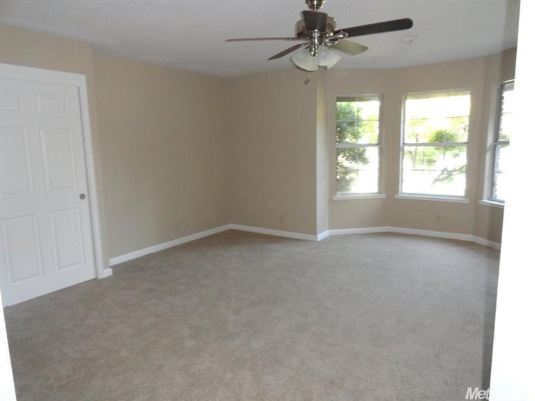 2375 Saint Anton Dr, Lodi, CA 95242 photo 11
