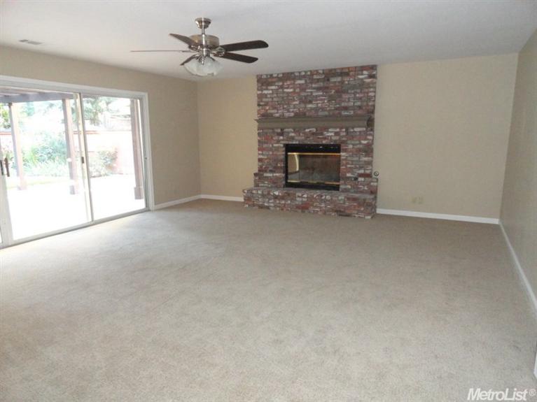 2375 Saint Anton Dr, Lodi, CA 95242 photo 4