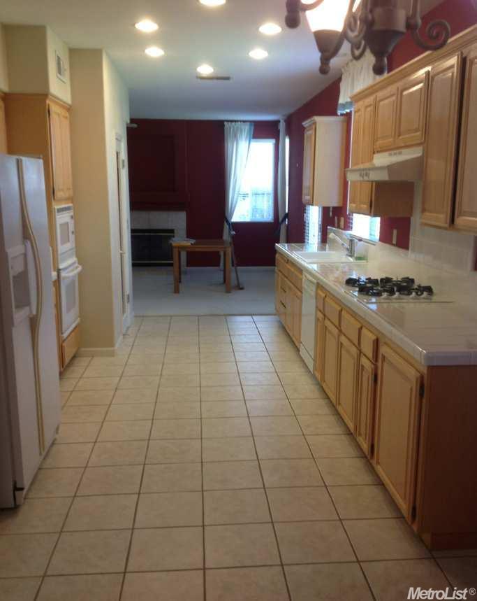 7850 Fawn Trl, Antelope, CA 95843 photo 4
