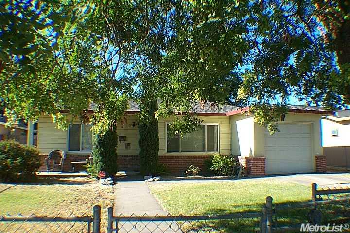 332 Howard, Stockton, CA 95206 photo 1