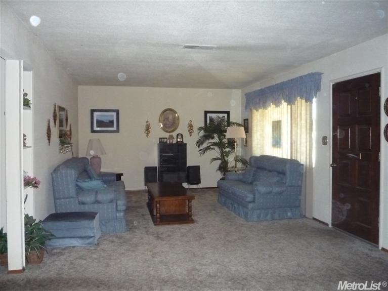 2900 Aster Ct, Ceres, CA 95307 photo 2